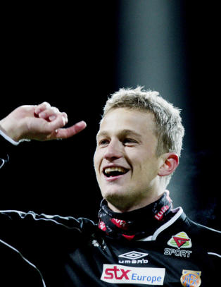 Ferguson avviser at United har vurdert Lindegaard