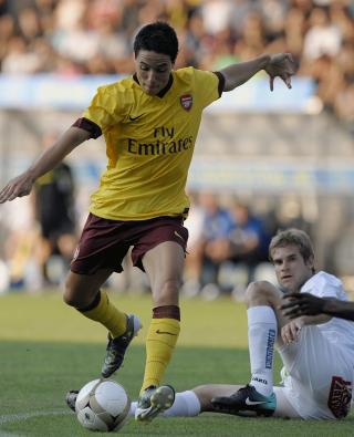 KANDIDAT: Arsenals Samir Nasri ble ikke tatt ut til mesterskapet i S�r-Afrika, og er n� aktuell. Foto: AP/Hans Punz