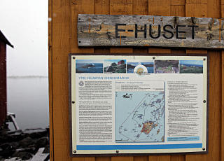 BRYGGA: E-huset ligger p&aring; brygga med god adgang fra b&aring;t. Foto: Ole C. H. Thomassen