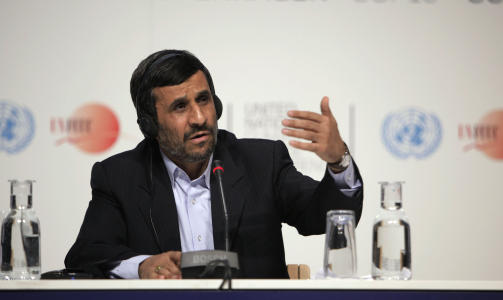 KRITISK TIL BLEKKSPRUTEN PAUL: Irans president Mahmoud Ahmedinejad. Bildet er tatt under en pressekonferanse i FNs klimakonferanse i K�benhavn.  Foto: Peter Dejong/AP.