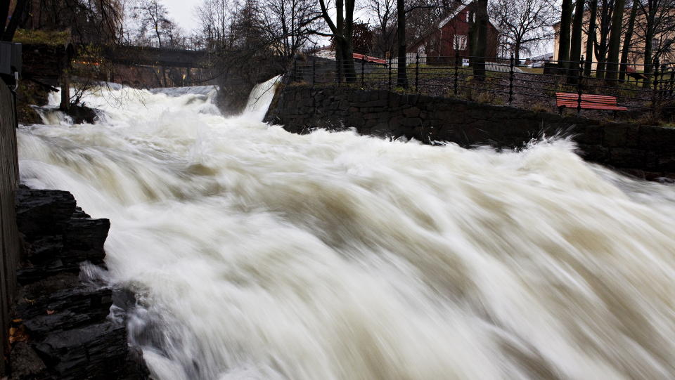 FARE FOR FLOM: Store nedb�rsmengder kan f�re til flom i bekker og elver p� �stlandet. Foto: Nina Hansen/Dagbladet