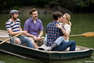 NY FILM: Drew Barrymore kliner til i �Going the Distance�. Foto. FILMWEB