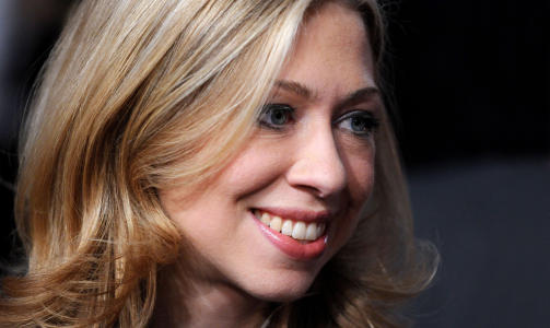 SNART GIFT: Chelsea Clinton gifter seg med Marc Mevinsky (32). De to har v�rt venner og kj�rester i lang tid. Foto: STELLA PICTURES