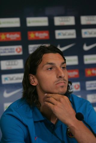 SEIERMASKIN: Zlatan mener Jose Mourinhos Real Madrid blir vanskelig kommende sesong, men det er selvsagt Barcelona som fortsatt er verdens beste lag. Foto: Torbj�rn Gr�nning/Dagbladet