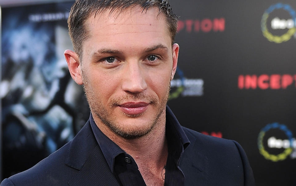 �PEN SKUESPILLER: Tom Hardy snakker �pent om den seksuelle eksperimenteringen han drev med da han var yngre. Her p� �Inception�-premieren i Hollywood. Foto: AFP PHOTO/SCANPIX