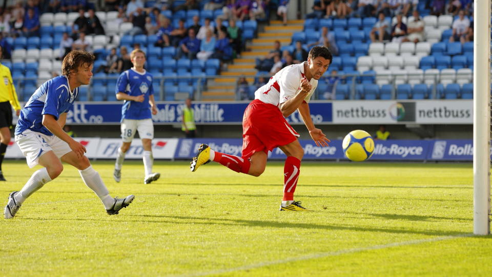 P� H�LA: Molde var p� h�la mot Stuttgart. Foto: Scanpix