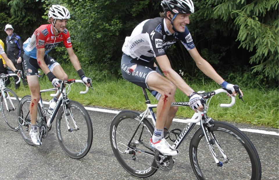 FORLATER RIIS: Br�drene Andy (t.h.) og Fr�nk Schleck bekrefter at de forlater Saxo Bank etter sesongen.Foto: SCANPIX