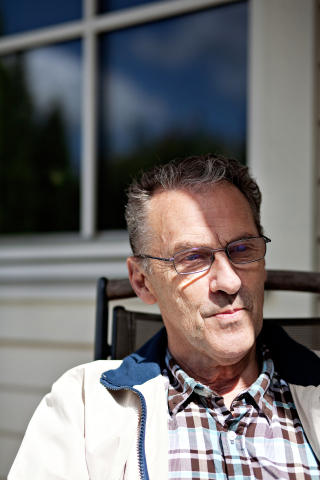 Papirlapp: Ola Kristian Lillesvangstus (69) onkel rakk aldri � undertegne testamentet sitt f�r han d�de. Retten m�tte avgj�re om det var gyldig eller ikke. Foto: Jo Straube