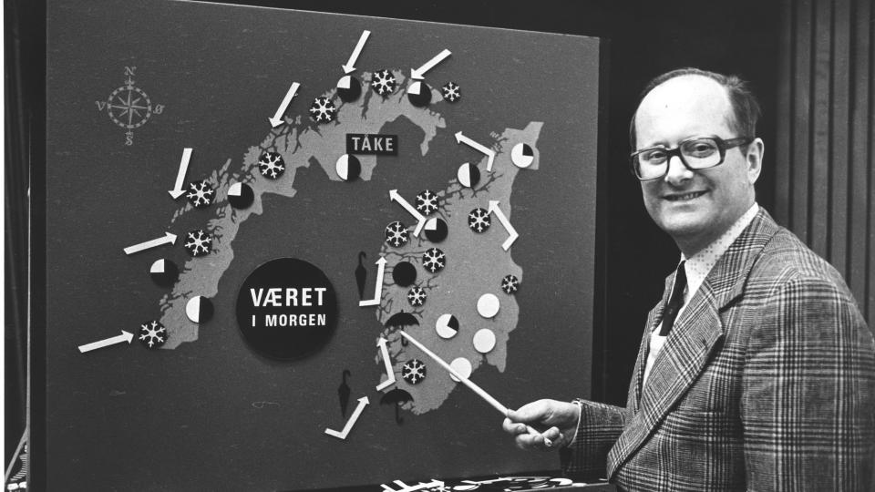 FRAMPEK: Med noen tv-bokser kan du n� se p� hva du vil, n�r du vil. Dette er bare en forsmak p� en tv-fremtid tv-seerne i 1980 (da dette bildet av Vidar Theisen er tatt) neppe kunne forestille seg. Foto: SCANPIX