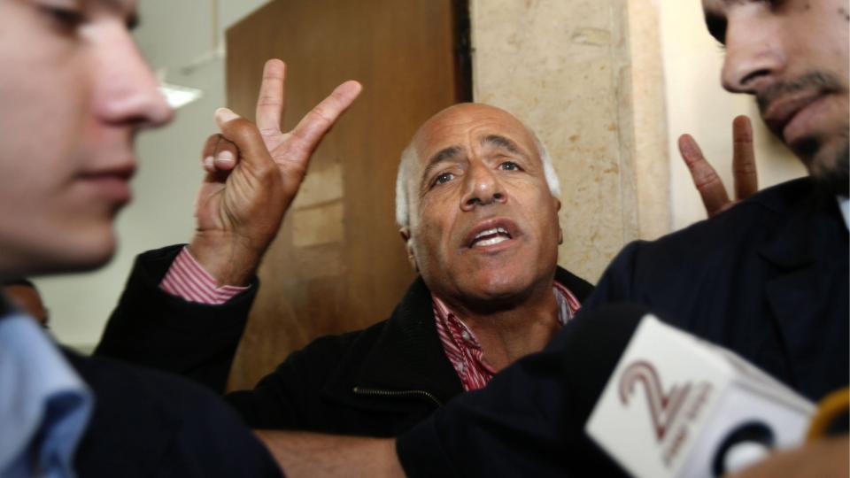 L�SLATT: Mordechai Vanunu er l�slatt etter � ha sittet nye tre m�neder i fengsel. Her fra retten i desember i fjor, der han fikk dommen. Foto: EPA