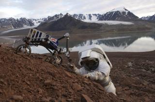 MARS-ISH: Deler av geologien p� Svalbard likner p� Mars. Foto: KJELL OVE STORVIK/AMASE
