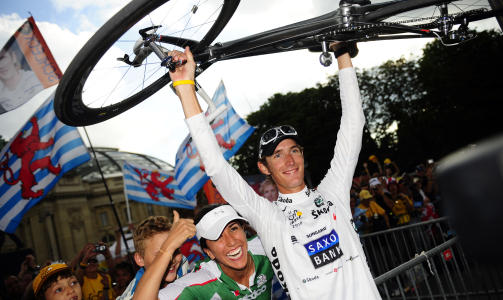 �RETS TREKKPLASTER: Andy Schleck kommer med broren Frank til Oslo i dag. Foto: Scanpix