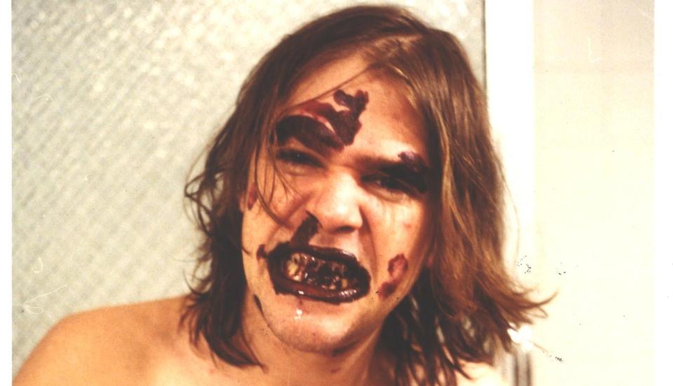 PUSSIG SKRUE: Ariel Pink har skrevet mange hundre l�ter i l�pet av karrieren. N� har han ogs� f�tt seg en hit. I morgen spiller han p� �ya-festivalen. Foto: PAW TRACKS RECORDS