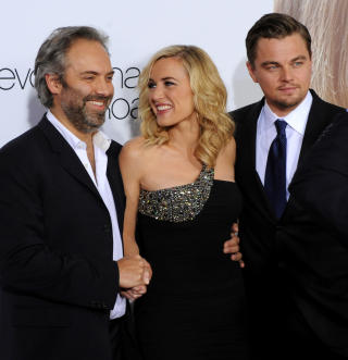 PREMIERE: Kate Winslett sammen med dav�rende ektemann Sam Mendes og LeonardoDi Caprio p� premieren av �Revolutionary Road� i 2008. Foto: STELLA PICTURES