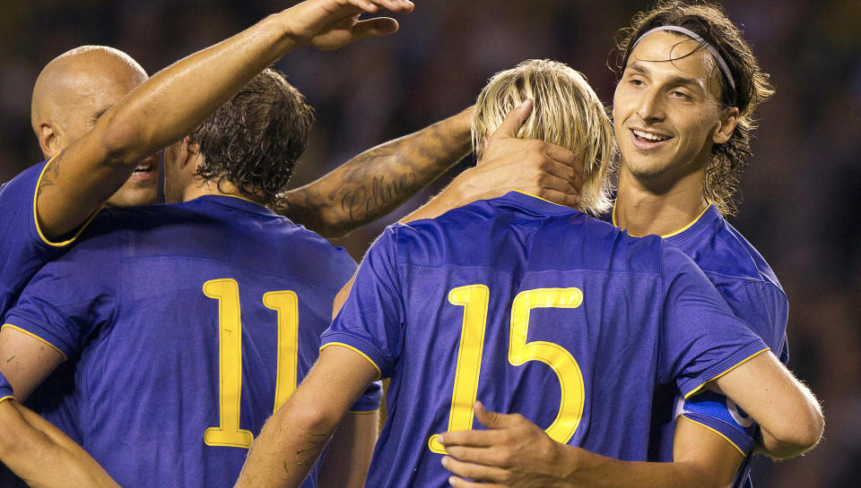 TILBAKE MED ET SMELL: Zlatan Ibrahimovic brukte bare fire minutter p� � tegne seg p� scoringslista i landslagscomebacket.Foto: SCANPIX