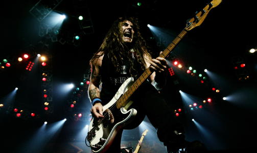 IRON MAIDEN: Legen kom flere timer forsinket p� jobb p� legevakten i Bergen i g�r. Heavy Metal-legendene i Iron Maiden ble prioritert. Foto: Torbj�rn Gr�nning