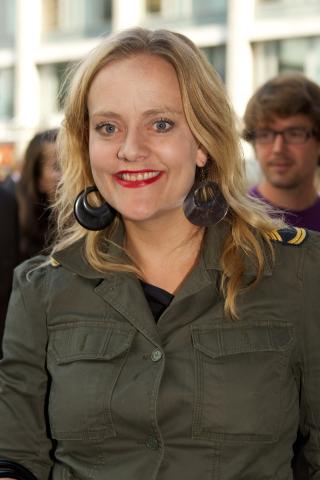 GLEDET SEG 2: Henriette Steenstrup er fascinert av kombinasjonen av ninjafighting og spionhistorie. Foto: STELLA PICTURES