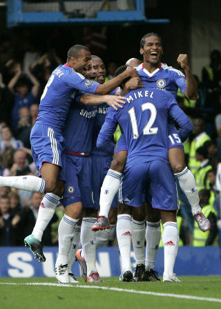 TIDLIG: Fem minutter tok det Chelsea f�r Malouda f�rte dem opp i ledelsen. Foto: AP