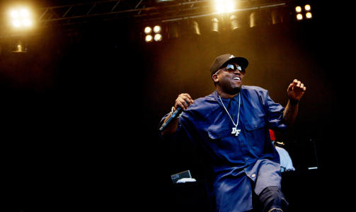 VIL TILBAKE: Big Boi har lyst � spille hele l�ter for det norske publikummet, ikke tabloidiserte versjoner, slik han gjorde mye i g�r p� �yafestivalen. Foto: Eirik Helland Urke