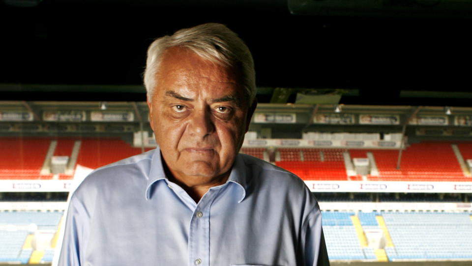 - TRIST: Tidligere fotballpresident Per Ravn Omdal synes billettskandalen er trist og rammer fotballen i det aller helligste.Foto:Hans Arne Vedlog/Dagbladet