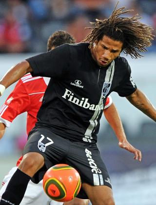TRE KLUBBER P� TO M�NEDER: Bebe spilte bare treningskamper for Vitoria Guimaraes, som fikk ham gratis fra Estrela da Amadora tidligere i sommer. Foto: EPA/HUGO DELGADO