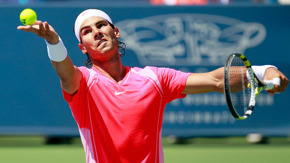 UNDER PRESS: Rafael Nadal var n�r en tidlig exit. Foto: Kevin C. Cox/Getty Images/AFP