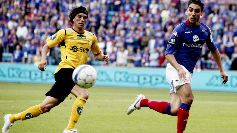 KOSTER LIKE MYE? Mohammed Abdellaoue skal ha blitt solgt til Hannover for 10-12 millioner. If�lge Christian Bolanos (t.v) krever Start like mye for ham n�r norske klubber sp�r. Foto: Stian Lysberg Solum / SCANPIX