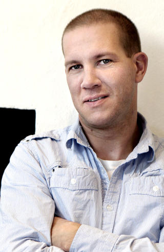 - INTELLIGENT: Henrik Elvestad. Foto: Mette Randem.