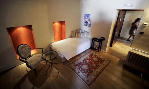  DESIGN:  Hva med en ukes Sydentur her? hotellet st�r ogs� i charterkatalogene. Foto: JOHN TERJE PEDERSEN/Dagbladet