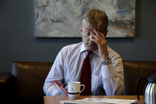 TAR IKKE ANSVAR: Justisminister Knut Storberget mener beslagene av nordmennenes leiligheter er forhold mellom de aktuelle investorene og vedkommende brasilianske myndigheter.
Foto: Geir B�lstad / Dagbladet