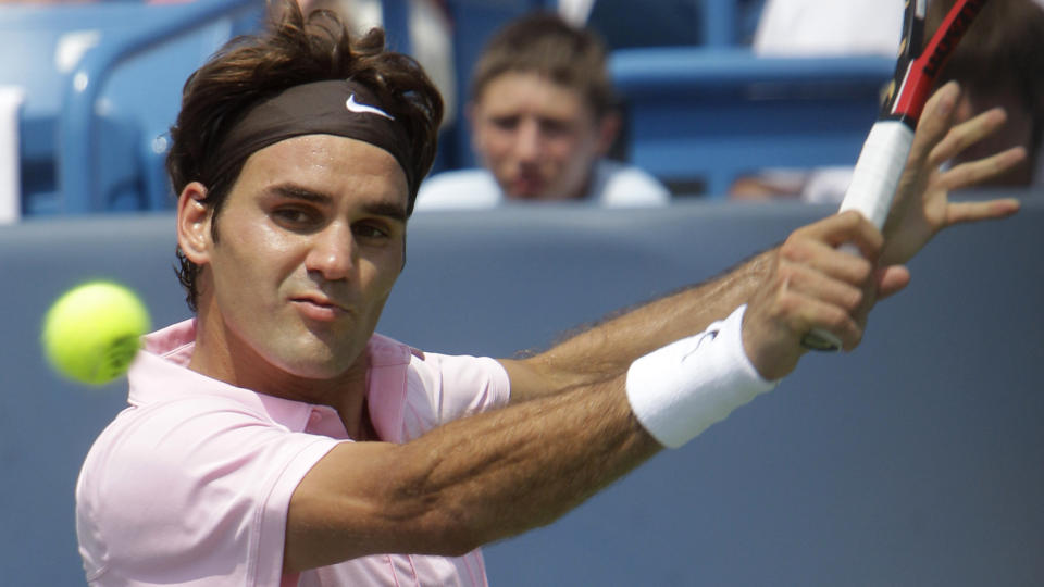 VANT IGJEN: Roger Federer p� vei mot finaleseier over Mardy Fish i Cincinnati Masters s�ndag. Foto: SCANPIX/AP/Al Behrman