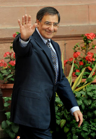 F�RT BAK LYSET? Pakistanske etterretningskilder sier n� de brukte CIA-tjenestemenn som nyttige idioter under p�gripelsen av Abdul Ghani Baradar. Her CIA-sjef Leon Panetta. Foto: AFP/Scanpix