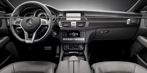 EKSKLUSIVT: I tro Mercedes-Benz-�nd er interi�ret eksklusivt. Kj�peren f�r utallige muligheter til � spesialbestille bilen, b�de hva utstyr og materialer ang�r. Foto: Daimler AG, press department Mercedes-Benz