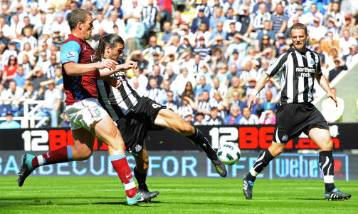 LANG NIERTRADISJON: Newcastle har hatt mange gode niere opp gjennom historien. Andy Carroll er siste skudd p� stammen. Foto: NIGEL RODDIS/REUTERS