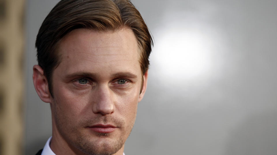 USJENERT: Alexander Skarsg�rd er ikke av den sjenerte typen n�r han spiller inn tv-serien �True Blood�. Foto: Matt Sayles/Ap
