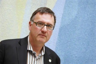 FRYKTER MISBRUK: Administrerende direkt�r Tom Bolstad i Bedriftsforbundet, organisasjonen for sm� og mellomstore bedrifter, frykter at folk bruker de rause ordningene til � f� seg et par ekstra feriedager. Foto: Erlend Aas / Scanpix