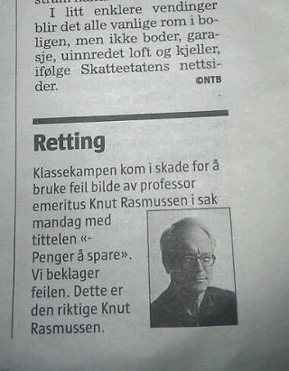 SIDE 3 I SAMME UTGAVE: Her var bildet. To rettelser m�tte til i en og samme avis for � komme i m�l for Klassekampen. F�r vi h�pe. Faksimile: KK