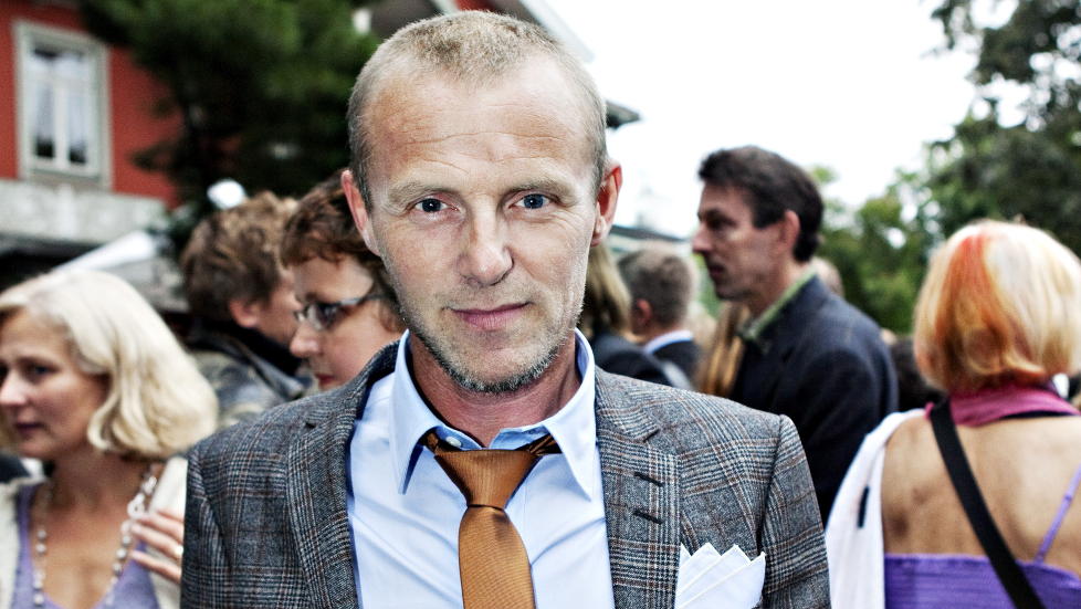 TOPPER F�R LANSERING: Det er over to m�neder til Jo Nesb�s neste krimroman om Harry Hole kommer i butikkene. Men allerede n� kan den forh�ndsbestilles. Dermed har den g�tt til topps p� bestselgerlistene hos flere nettbokhandler.
Foto: Nina Hansen / Dagbladet