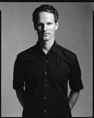 NY FILM:  Joachim Trier gjorde seg bemerket med Reprise i 2006. N� lager han ny film. Foto: Filmweb