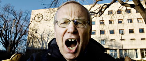 I kveld gjør Arne Scheie og NRK noe de aldri har gjort før