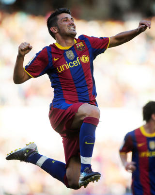 P� SCORINGSLISTA: David Villa �pnet m�lkontoen i La Liga allerede i sin f�rste seriekamp i Barcelona-drakta.Foto: SCANPIX/AFP PHOTO/Rafa Rivas