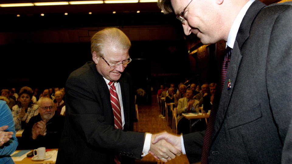 FRYKTENS RETORIKK: Inkluderingsministeren g�r til angrep p� Frps Christian Tybring-Gjedde (t.h.), og skisserer sin �tredje vei� i integreringspolitikken. 
Foto: Kristin Svorte
