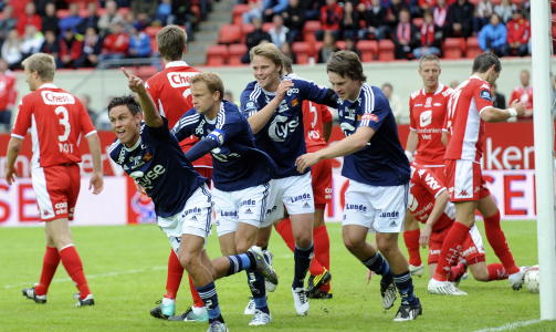 TIDLIG I F�RING: Tommy H�iland ga Viking ledelsen etter bare fire minutter p� Brann stadion. Foto: Marit Hommedal, Scanpix