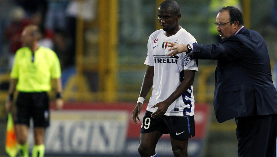 - DER ST�R M�LET: Rafa Benitez klarte ikke � f� Samuel Eto'o eller de andre Inter-spillerne til � score mot Bologna i kveld. Foto: Stefano Rellandini, Reuters/Scanpix
