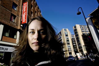 NY RAPPORT: Tidligere journalist og historiestudent Lotta Elstad har utarbeidet rappprten for Manifest. 
FOTO: ADRIAN �HRN JOHANSEN/ DAGBLADET