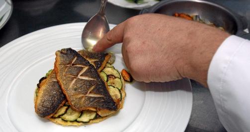 PROTEIN: Fisk inneholder de beste slankeproteinene, viser forskning. Illustrasjonsfoto: Colourbox.no