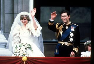FOLKEYNDLING: Det var i 1981 Lady Diana Spencer giftet seg med britiske prins Charles. Ekteskapet var turbulent, og skilsmissen ble sluttf�rt i 1996. Arkivfoto: SCANPIX