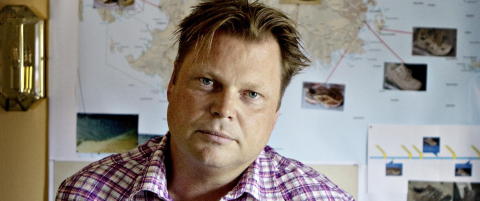 Fire venstref�tter driver i land ved Stavernkysten