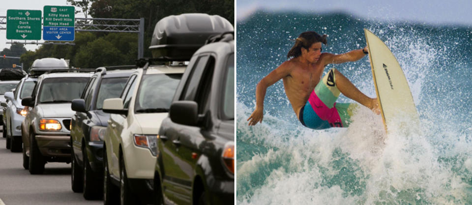 KONSTRASTER: Mens de fleste kommer seg unna omr�dene som kan rammes, str�mmer ivrige surfere til. Foto: AFP Photo/Scanpix