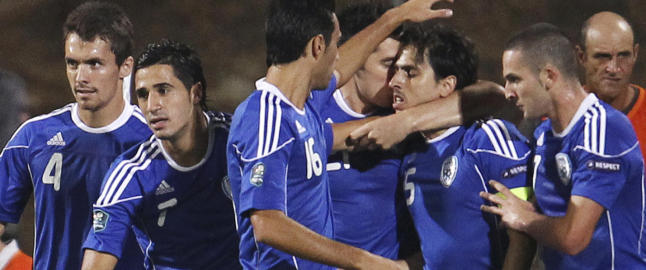 Benayoun-hattrick for Israel